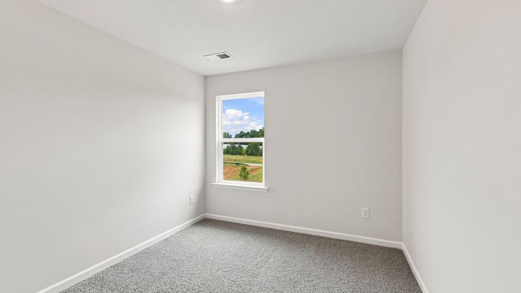 Spacious, unfurnished interior of a new home in Covington Village, Greer (Image 24).