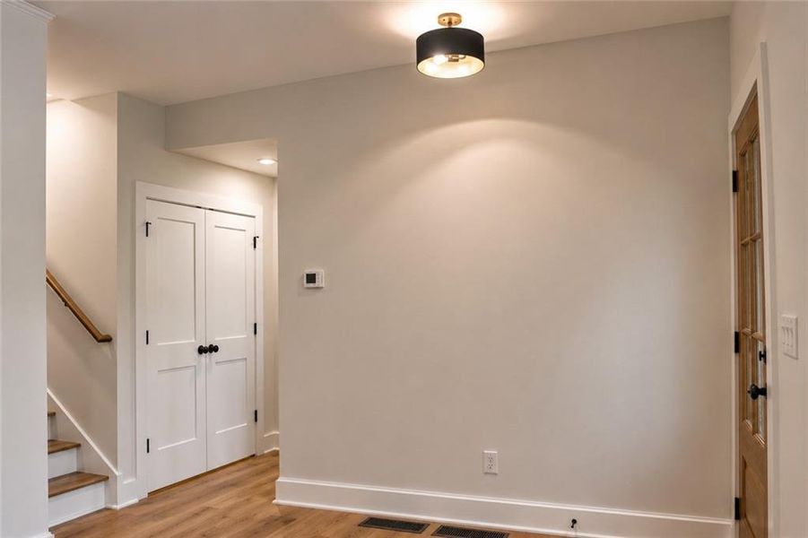 Spacious, unfurnished interior of a new home in , Gainesville (Image 22). Spacious, unfurnished interior of a new home in , Gainesville (Image 22).