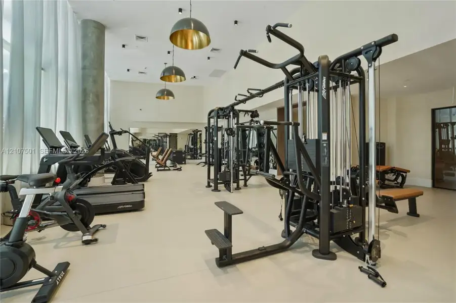 Community amenities in , Miami (Image 54).
