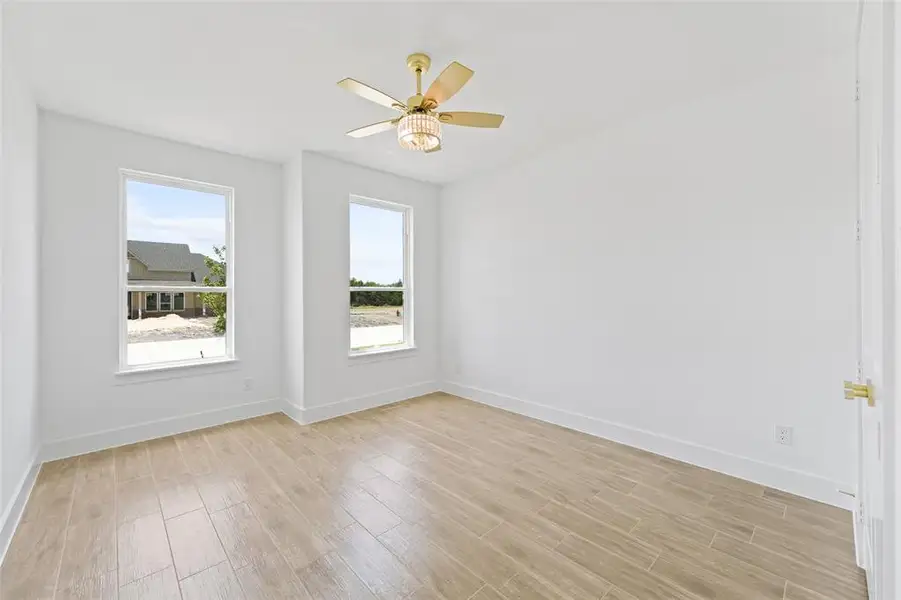 Spacious, unfurnished interior of a new home in , Caddo Mills (Image 33).