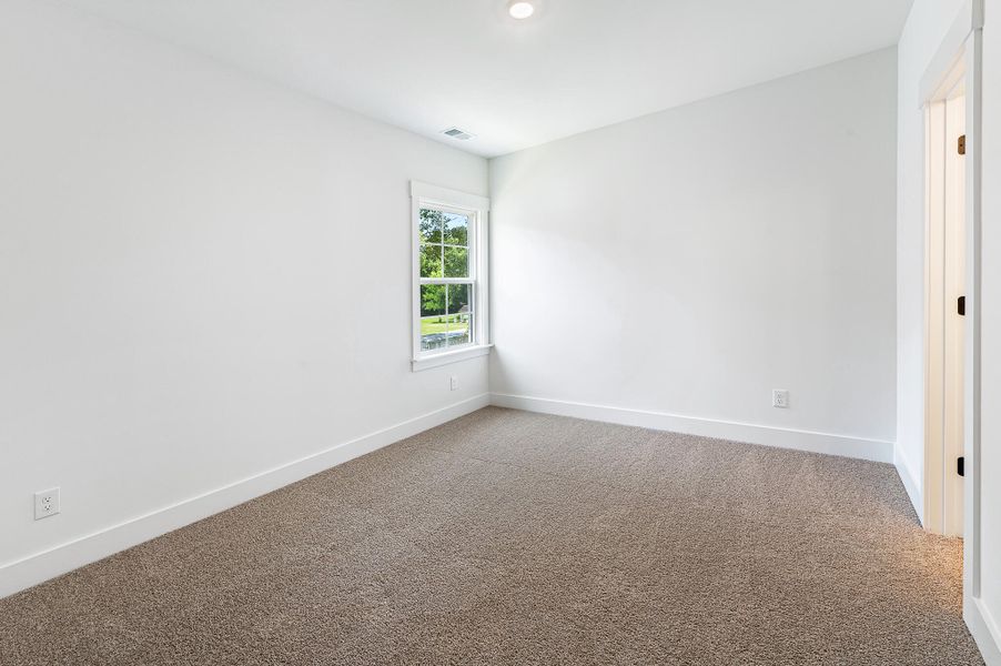 Spacious, unfurnished interior of a new home in , North Charleston (Image 31).