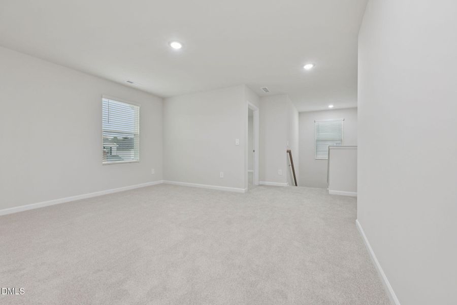 12 - Loft