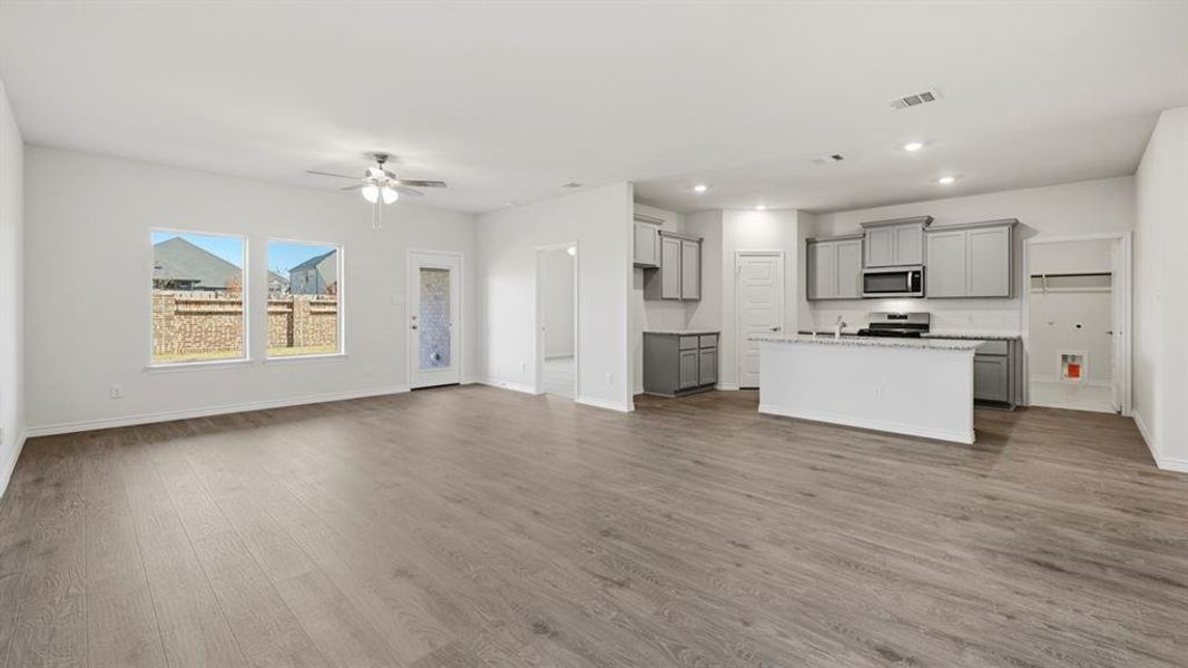 Spacious, unfurnished interior of a new home in Bel Air Village, Sherman (Image 29). Spacious, unfurnished interior of a new home in Bel Air Village, Sherman (Image 29).