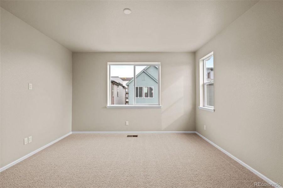 Spacious, unfurnished interior of a new home in Baseline, Broomfield (Image 24).