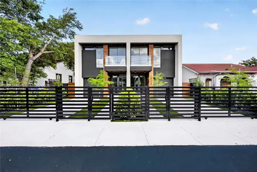 Image 28 of a home in .