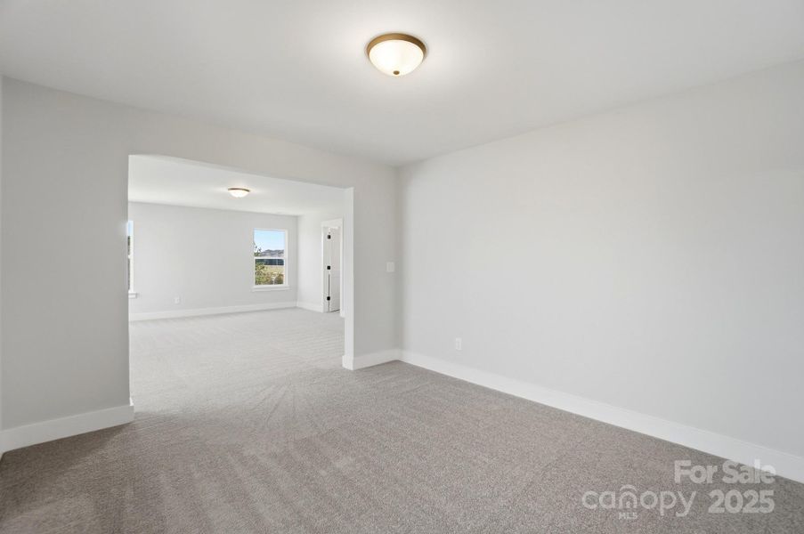 Spacious, unfurnished interior of a new home in Summerlin, Mooresville (Image 18).