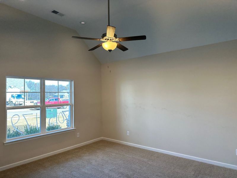 Spacious, unfurnished interior of a new home in Cumberland Estates, Fairview (Image 7).
