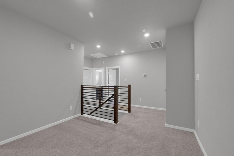 Spacious, unfurnished interior of a new home in Summer Place  35', Montgomery (Image 32).
