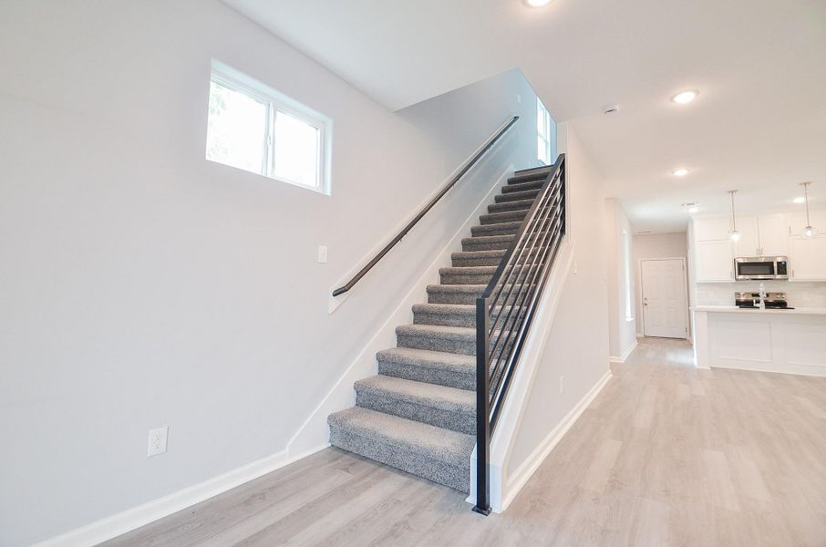 Spacious, unfurnished interior of a new home in , Houston (Image 21).