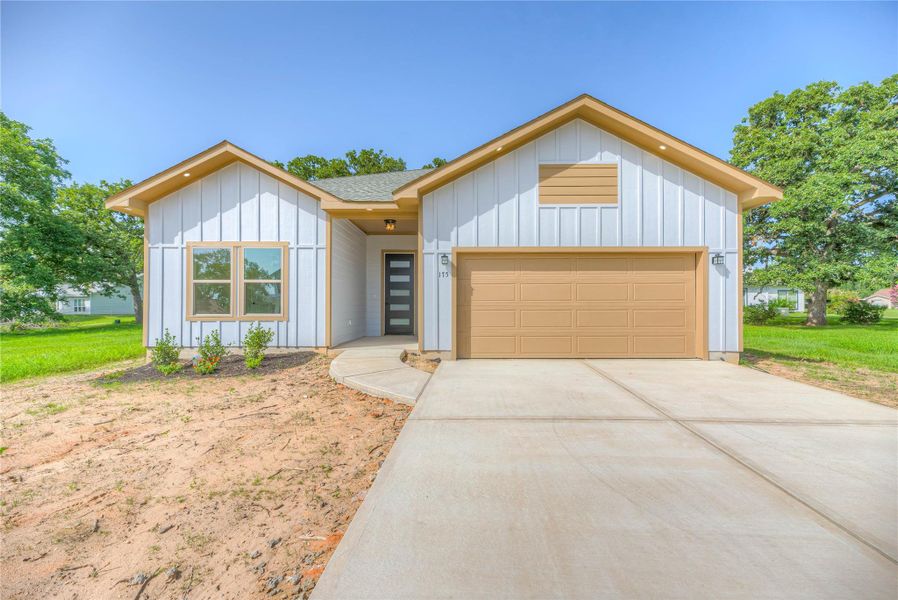 Welcome HOME 175 Echo Ln