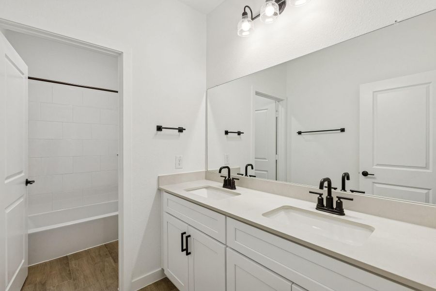 Furnished interior view inside a new home in Mavera, Conroe (Image 6). Furnished interior view inside a new home in Mavera, Conroe (Image 6).