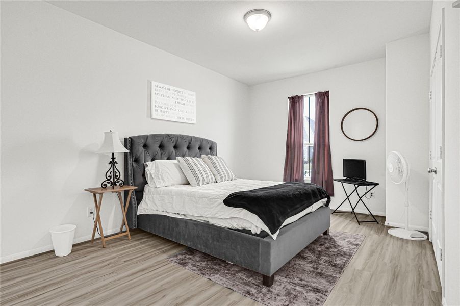 Furnished interior view inside a new home in Oakwood Estates, Waller (Image 18). Furnished interior view inside a new home in Oakwood Estates, Waller (Image 18).