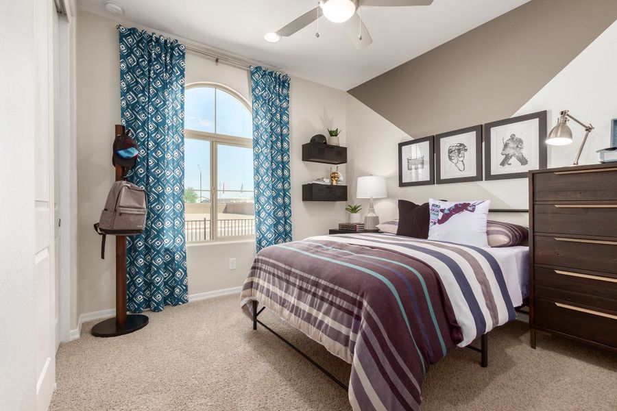 Representative furnished interior of a home built from the 40R1 by Taylor Morrison in Rancho Mercado, Surprise (Image 20).