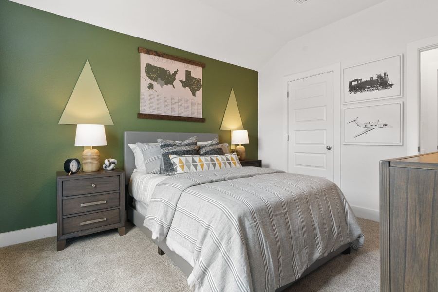 Representative furnished interior of a home built from the Madison – 50′ Lot by Chesmar Homes in Lakes of Cane Island, Katy (Image 12).