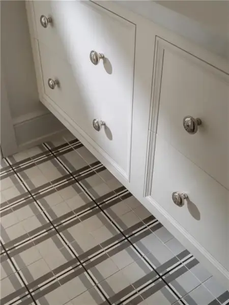 Close-up of interior finishes inside a home in , Fayetteville (Image 9).