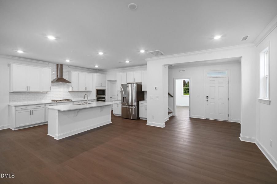 SUN_Stoneriver_Pic_Waterbury_Great_2of2