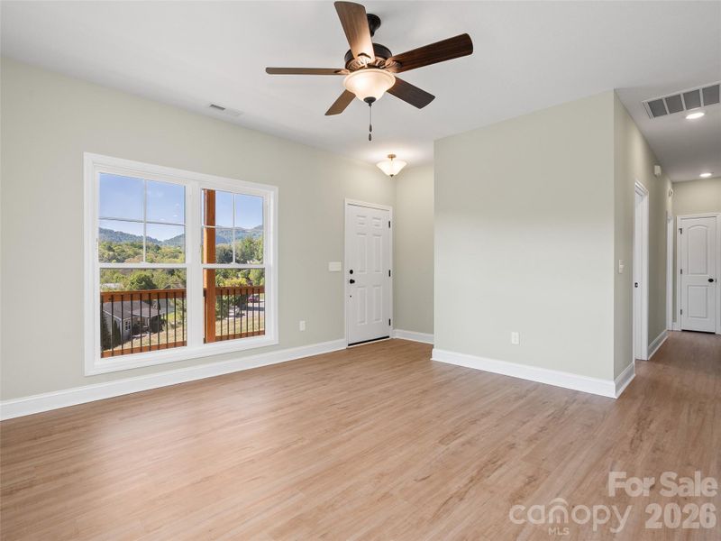Spacious, unfurnished interior of a new home in , Clyde (Image 8).