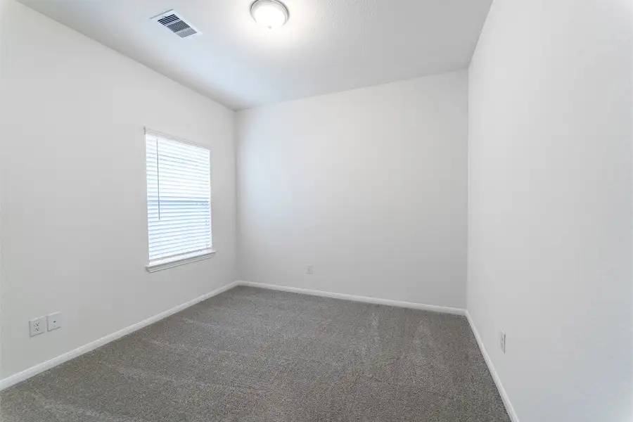 Spacious, unfurnished interior of a new home in Windrose Green, Angleton (Image 20).