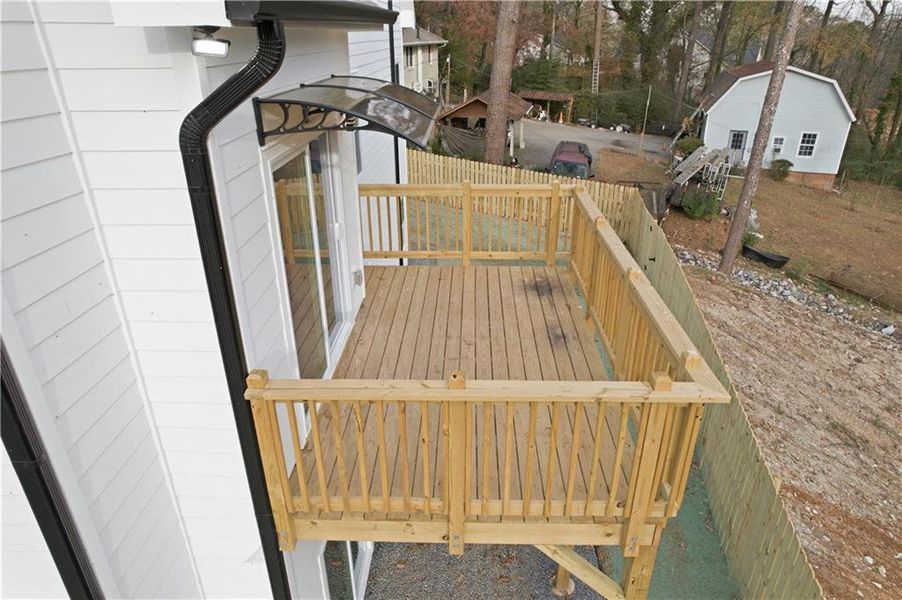 Exterior details and patio area of a home in , Mableton (Image 3).