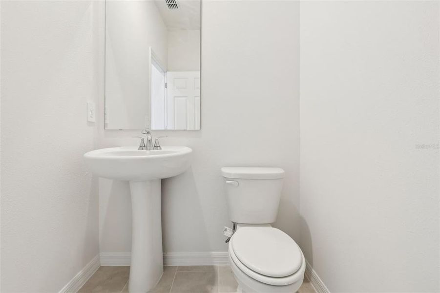 Furnished interior view inside a new home in The Meadow at Crossprairie Bungalows, St. Cloud (Image 7).