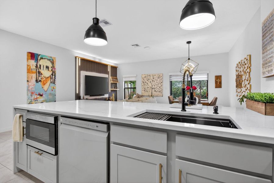 17-web-or-mls-873-1666