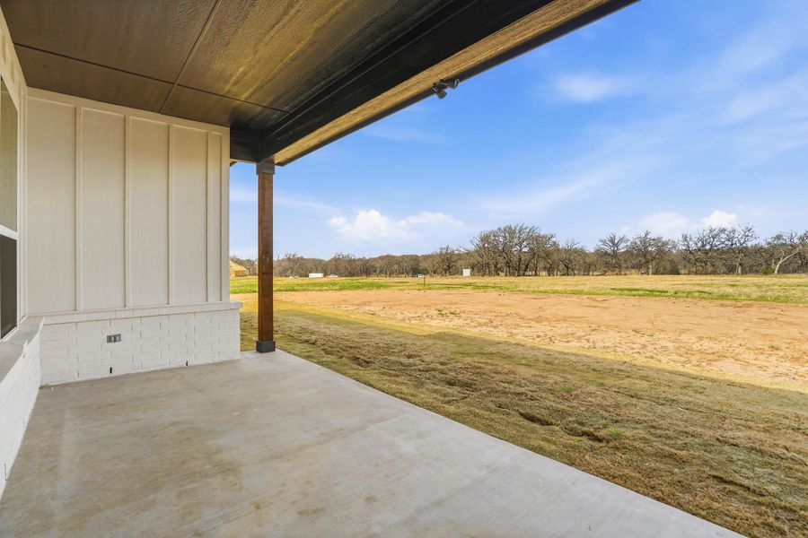 Exterior details and patio area of a home in Taylor Ranch, Springtown (Image 3).