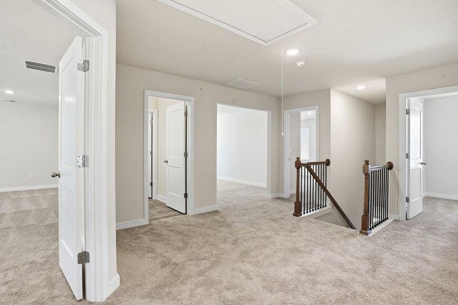 Spacious, unfurnished interior of a new home in Southern Hills, McDonough (Image 24).