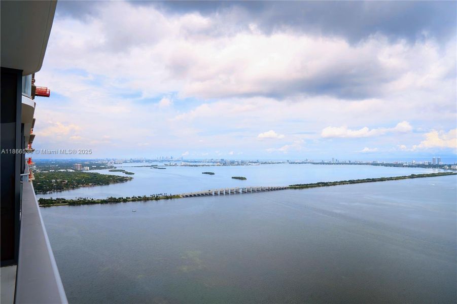 Image 15 of a home in .