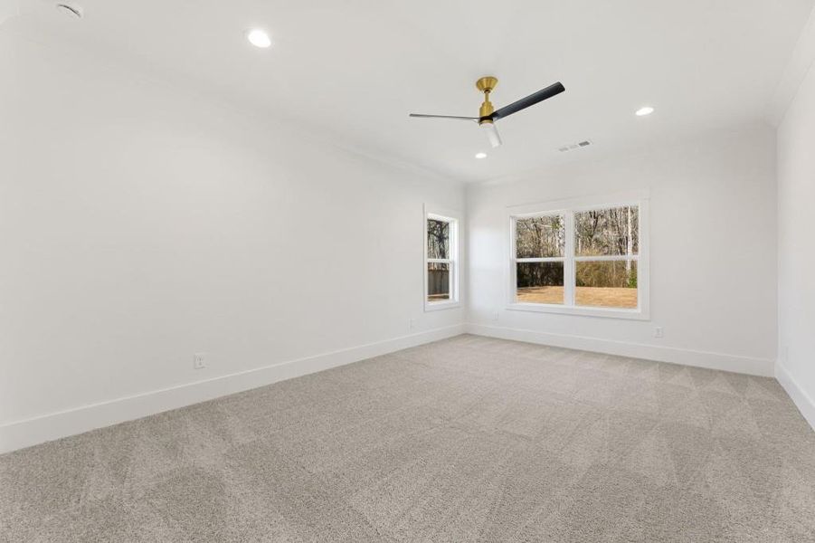Spacious, unfurnished interior of a new home in Hillshire, Cumming (Image 17).