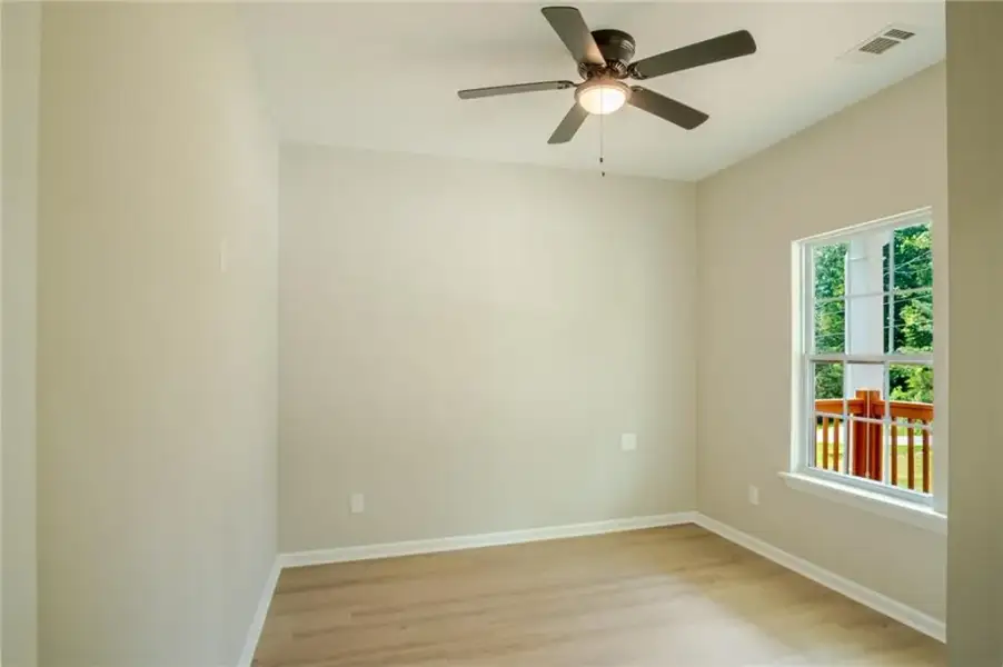 Spacious, unfurnished interior of a new home in , Stockbridge (Image 19).