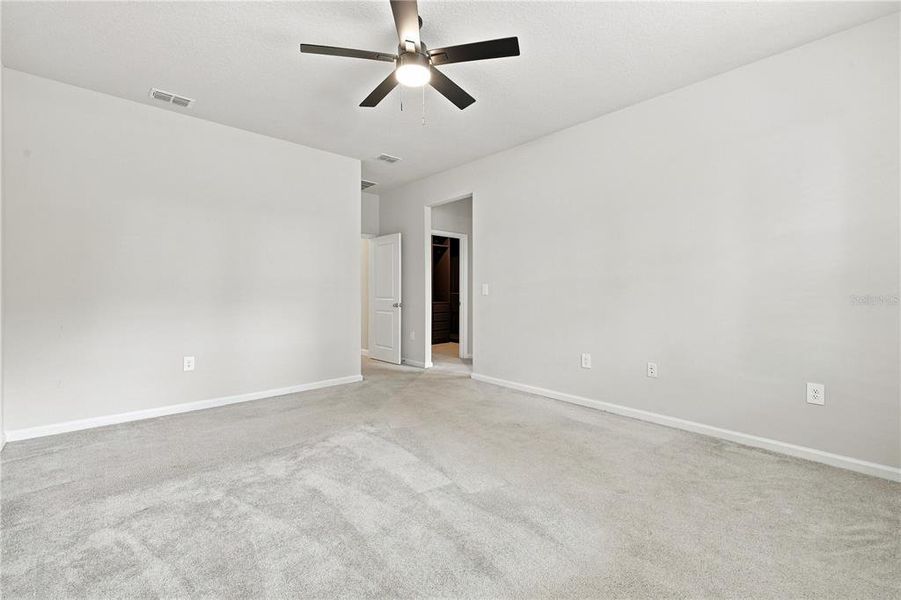 Spacious, unfurnished interior of a new home in , Apopka (Image 30).