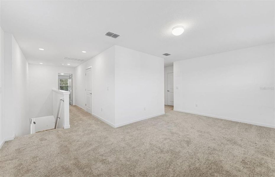 Spacious, unfurnished interior of a new home in Spencer Glen, Riverview (Image 14).