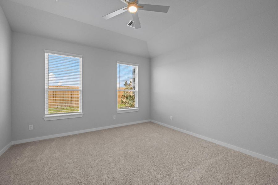 Spacious, unfurnished interior of a new home in Beacon Hill, Waller (Image 18). Spacious, unfurnished interior of a new home in Beacon Hill, Waller (Image 18).