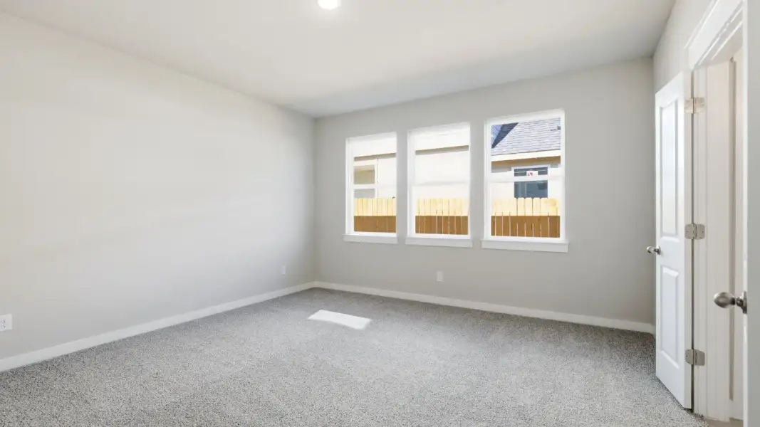 Furnished interior view inside a new home in Creeks Crossing, Elgin (Image 12).