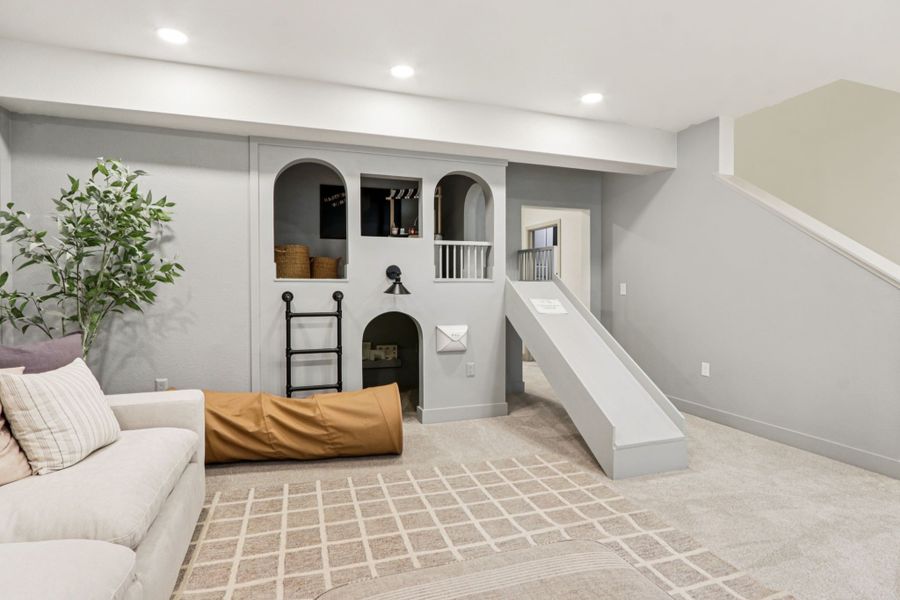 Furnished interior view inside a new home in Trailside, Timnath (Image 48).