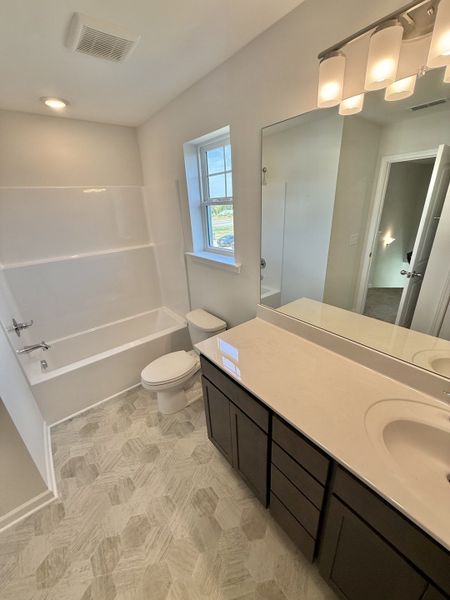 Furnished interior view inside a new home in Hobson Park, Antioch (Image 5). Furnished interior view inside a new home in Hobson Park, Antioch (Image 5).