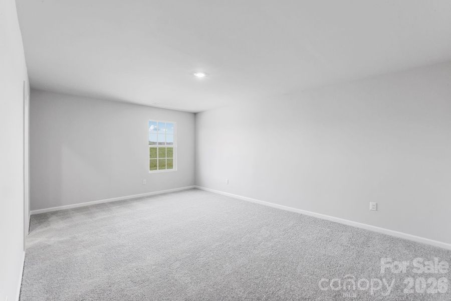 Spacious, unfurnished interior of a new home in Cleveland Hill, Shelby (Image 17).