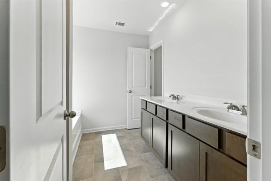 Representative furnished interior of a home built from the Brentwood by Piedmont Residential in Falls Creek, Flowery Branch (Image 9).