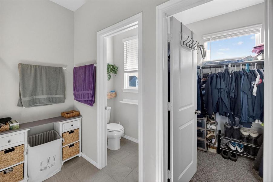 MASTER SUITE WALK-IN CLOSET