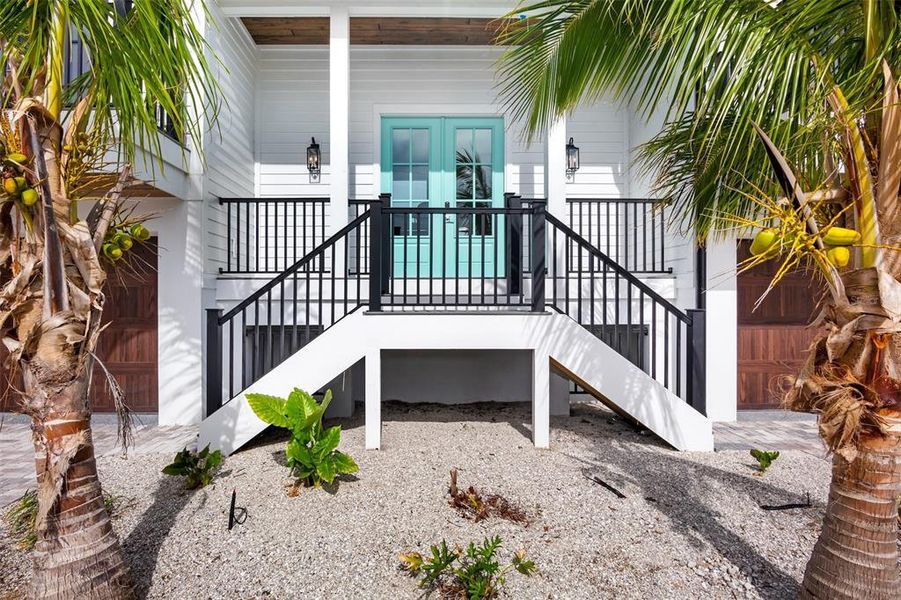 Exterior details and patio area of a home in , Holmes Beach (Image 22).