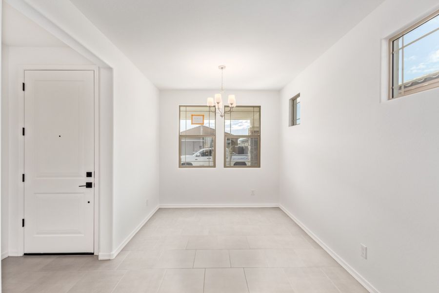 Spacious, unfurnished interior of a new home in Allen Ranches, Litchfield Park (Image 10). Spacious, unfurnished interior of a new home in Allen Ranches, Litchfield Park (Image 10).