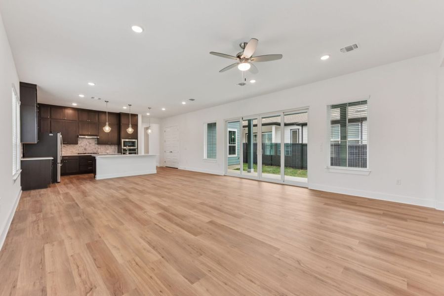 Spacious, unfurnished interior of a new home in Easton Park, Austin (Image 14).