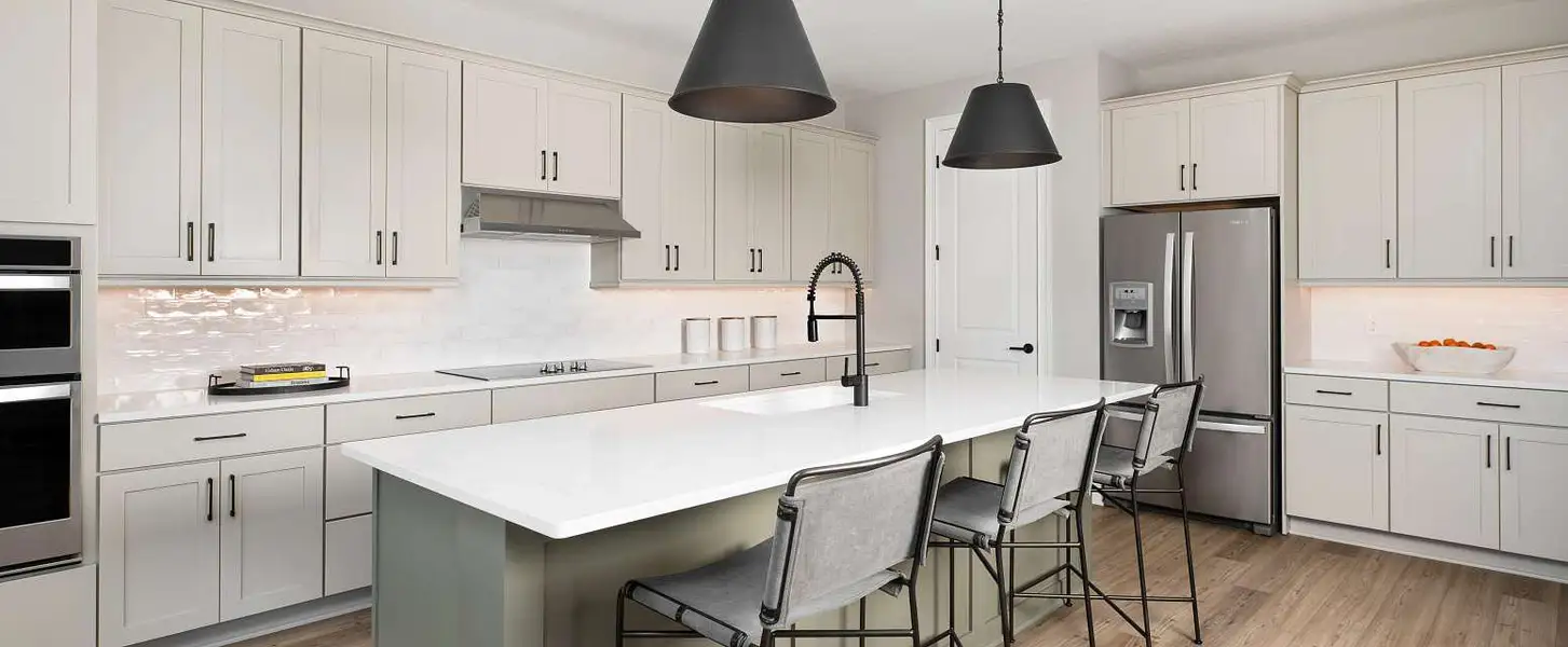 Representative furnished interior of a home built from the Moseley by Ashton Woods in Lake Cawood Cove, Windermere (Image 3).
