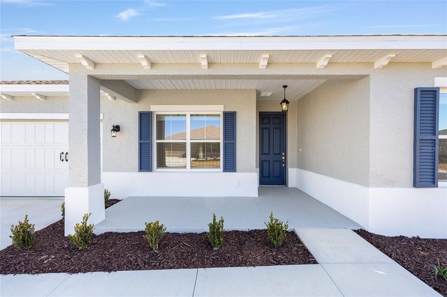 Exterior details and patio area of a home in , Ocala (Image 21).