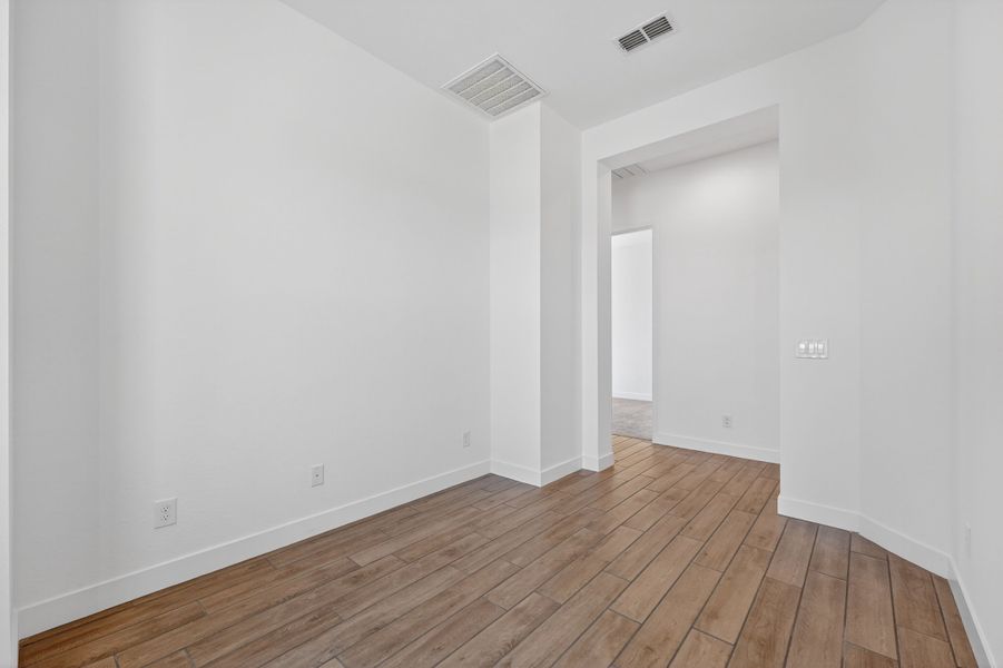 Spacious, unfurnished interior of a new home in Combs Ranch, San Tan Valley (Image 34). Spacious, unfurnished interior of a new home in Combs Ranch, San Tan Valley (Image 34).