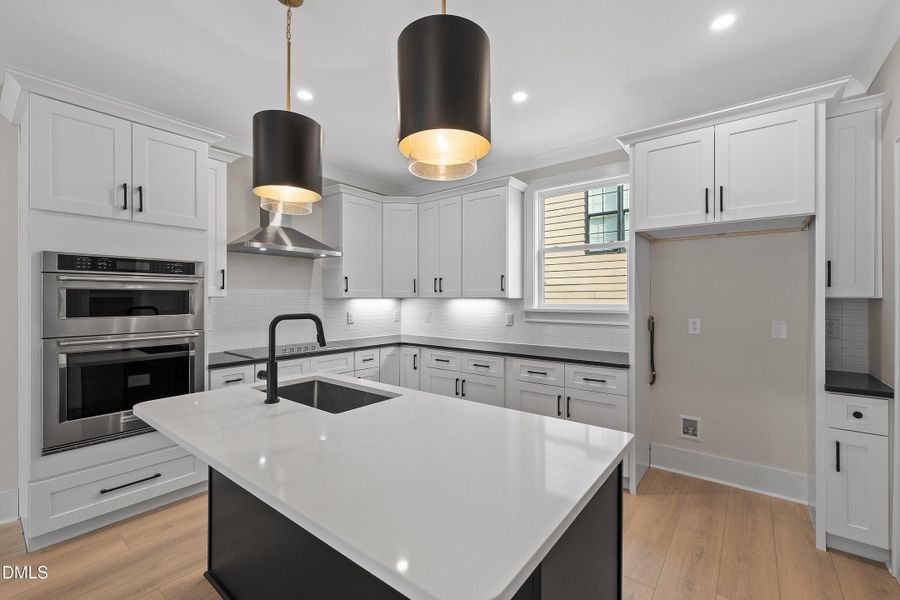 31-221 S West St_1998