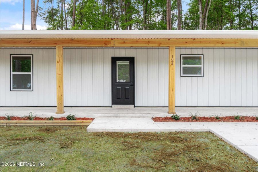 Exterior details and patio area of a home in , Satsuma (Image 16).