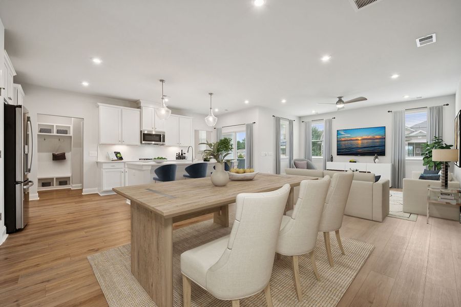 Dining Area Dining Area