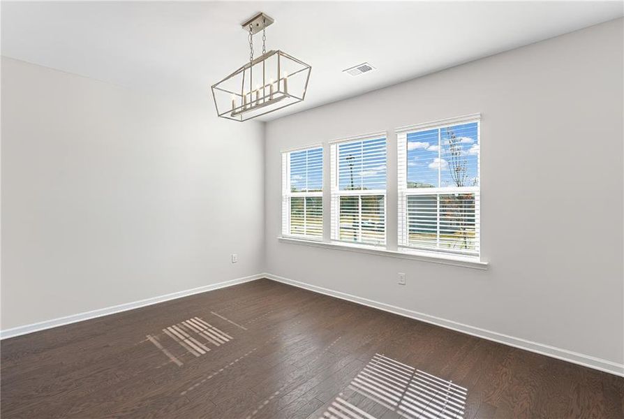Spacious, unfurnished interior of a new home in Berkeley Mill, Cumming (Image 11).