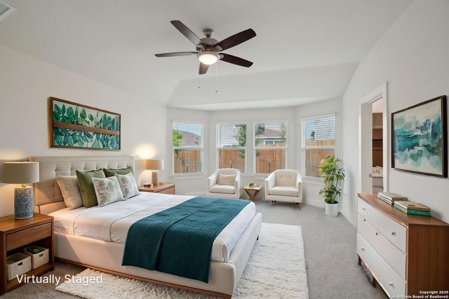 Furnished interior view inside a new home in Thomas Pond, San Antonio (Image 15). Furnished interior view inside a new home in Thomas Pond, San Antonio (Image 15).